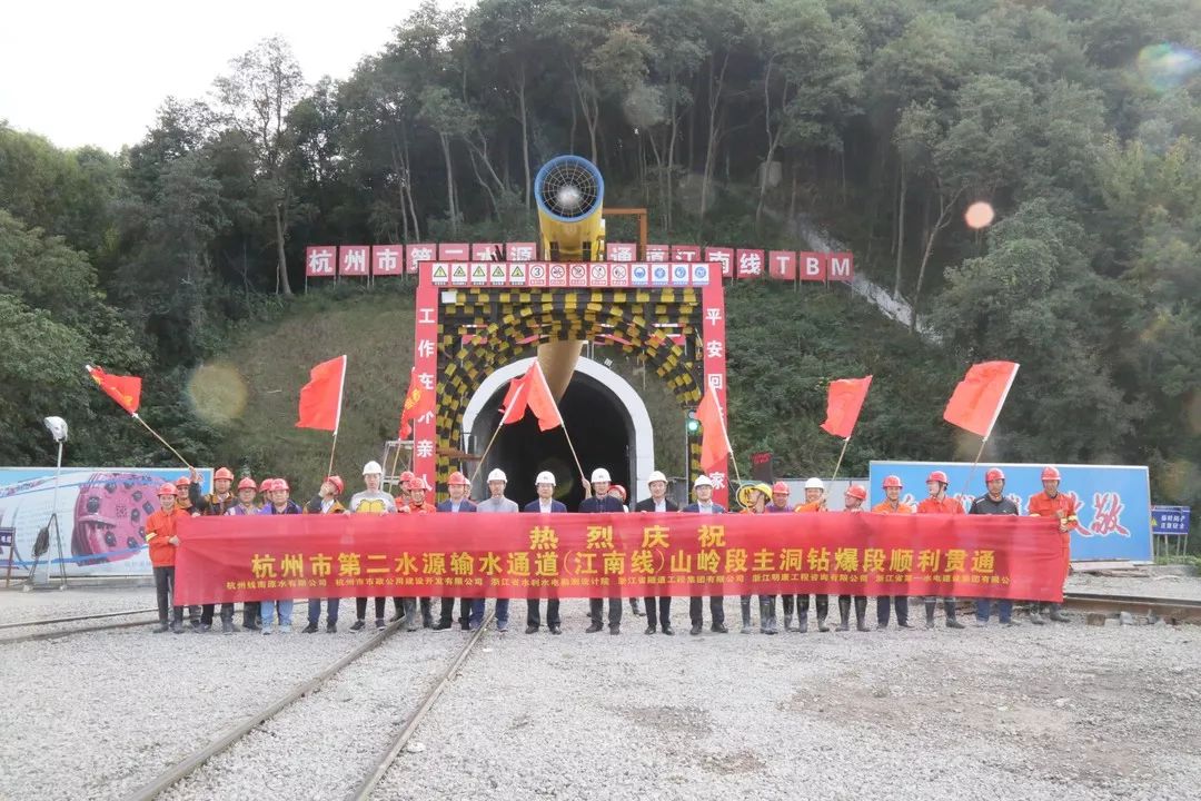 ΢������(�й���)���޹�˾����